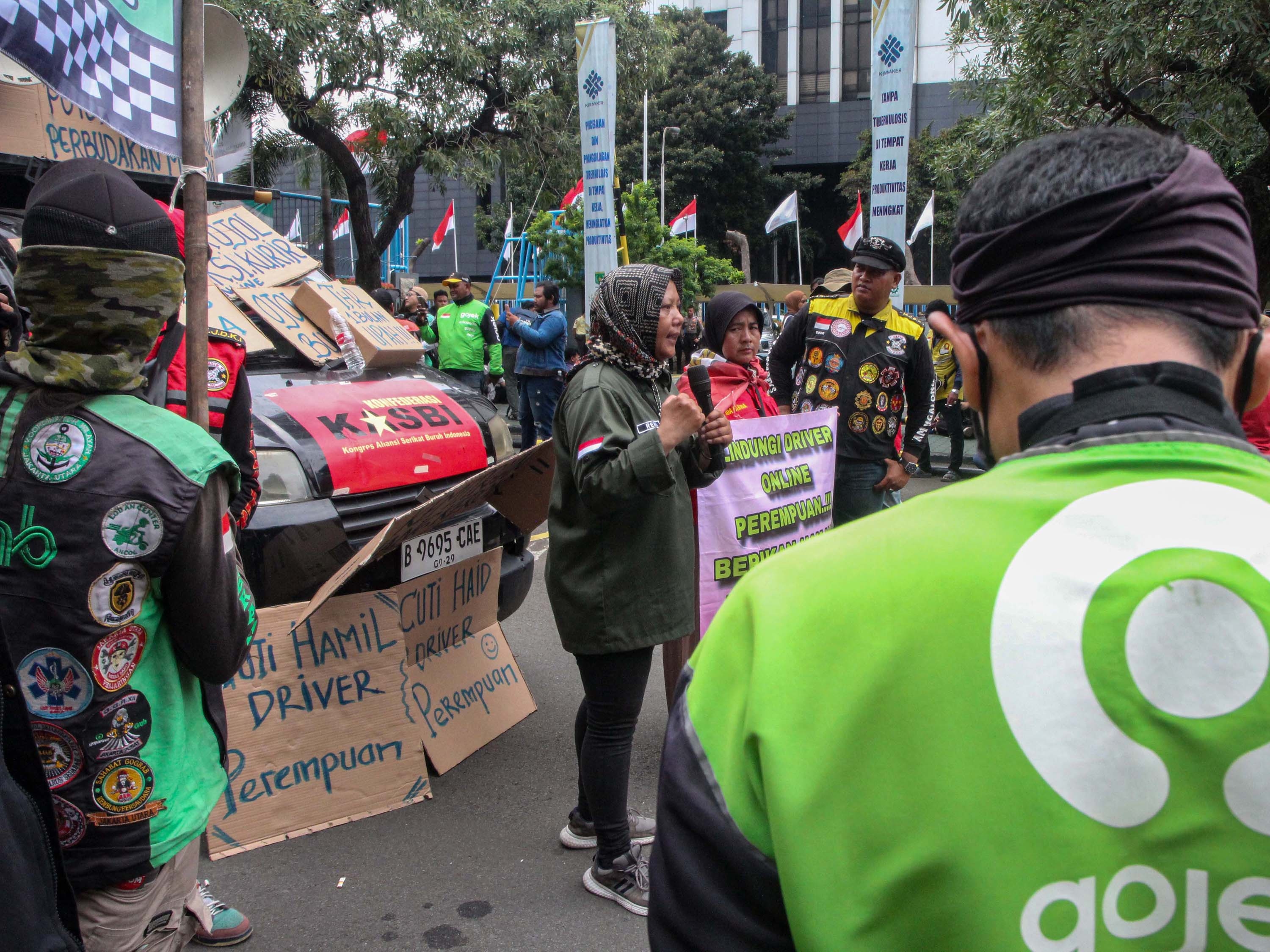 Komisi V DPR Akan Gelar RDP Bersama Driver Ojol, Dorong Regulasi Transportasi Online