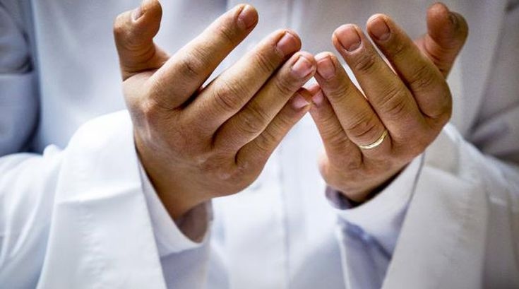 Doa Saat Melihat Gerhana Bulan Total: Menghidupkan Sunnah dan Merenungi Kebesaran Allah