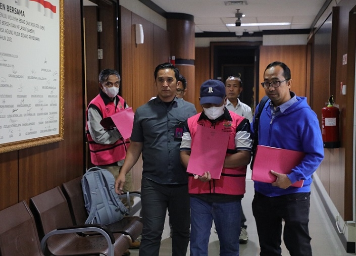 Kejagung Tetapkan Tiga Hakim Tersangka Kasus Suap di PN Jakpus