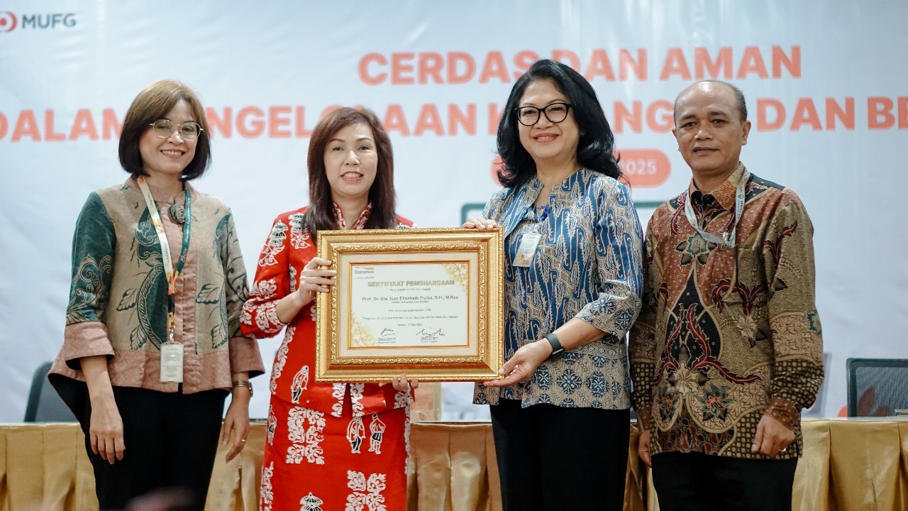 Danamon Gelar Program Literasi Keuangan dan Pengadaan Fasilitas Smart Classroom di Universitas Sari Mutiara Indonesia