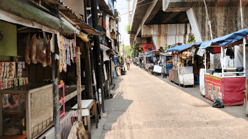 Warga Jakarta Protes, CCTV Melimpah Tapi Bansos dan Lapangan Kerja Menghilang