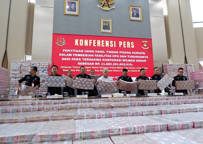 Kejagung Sita Rp11,8 Triliun Hasil Korupsi Fasilitas Ekspor CPO, Buat Ganti Kerugian Negara