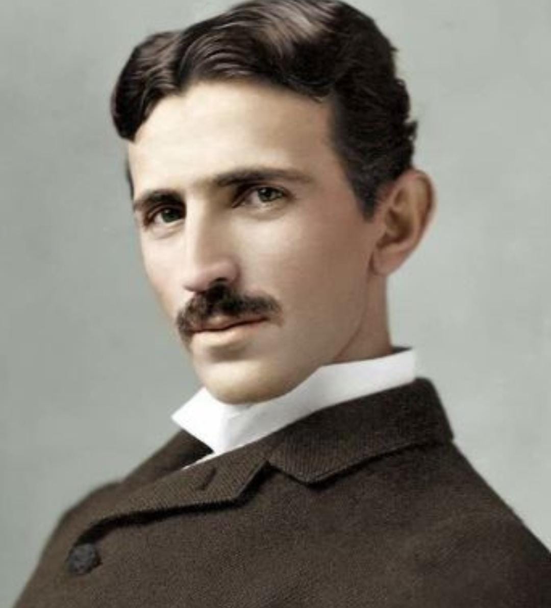 Nikola Tesla: Ilmuwan Gila atau Jenius Tak Terhargai?