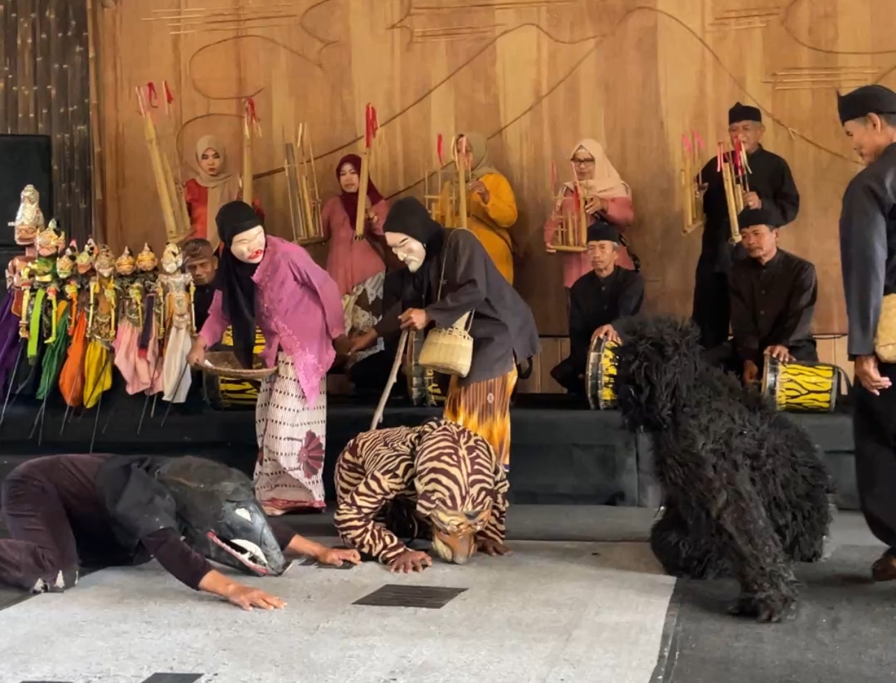 Badud: Riuh Tradisi dari Ladang Pangandaran yang Tak Lekang oleh Zaman