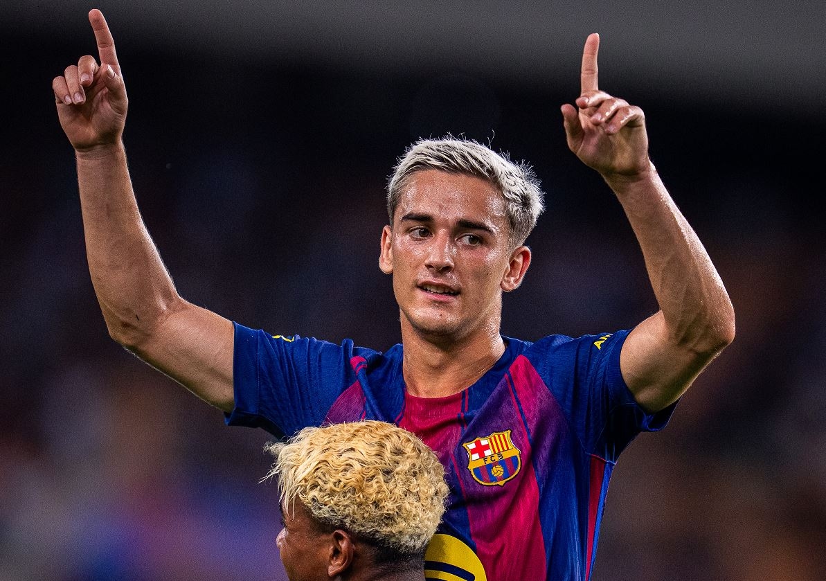 Barcelona Tutup Pramusim dengan Menang 5-0 Atas Daegu, Ada Shin Tae-yong di Tribun Stadion