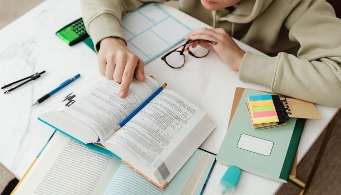 Kunci Jawaban Bahasa Inggris Kelas 9 Halaman 108 Kurikulum Merdeka: Pembahasan Lengkap Galang’s Story