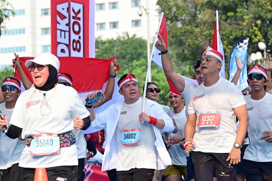 Ribuan Peserta Meriahkan Merdeka Run 8.0K, Seskab: Semangat Kemerdekaan Tanpa Sekat