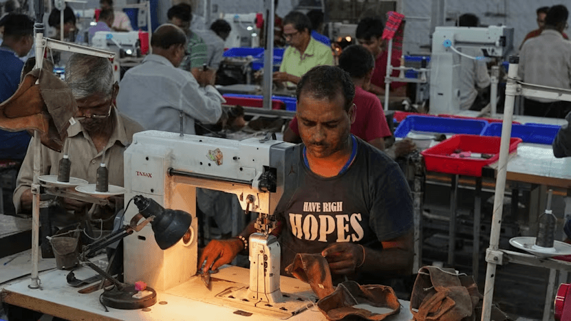 AS Berlakukan Tarif 50% ke India karena Masih Beli Minyak dari Rusia