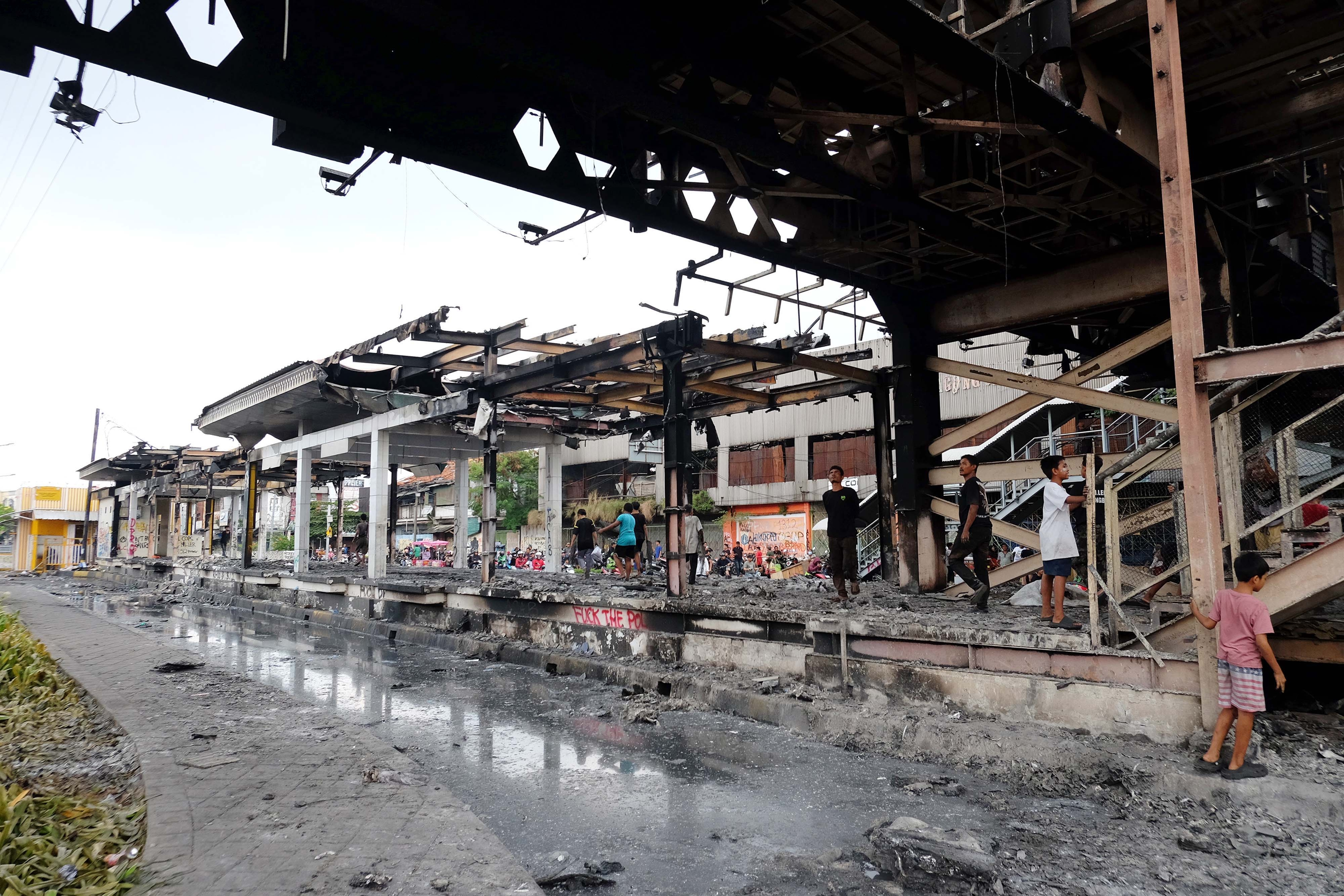 Ludes Terbakar, Halte Transjakarta Senen Sentral Ditargetkan Bisa Beroperasi Pekan Depan