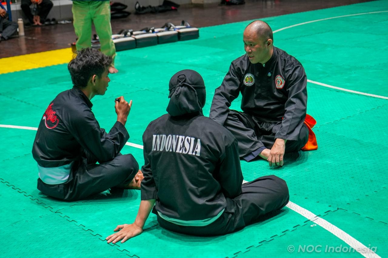 SEA Games: Sambangi Pelatnas Pencak Silat, CdM Bayu Priawan Tekankan Pentingnya Jiwa Kebangsaan