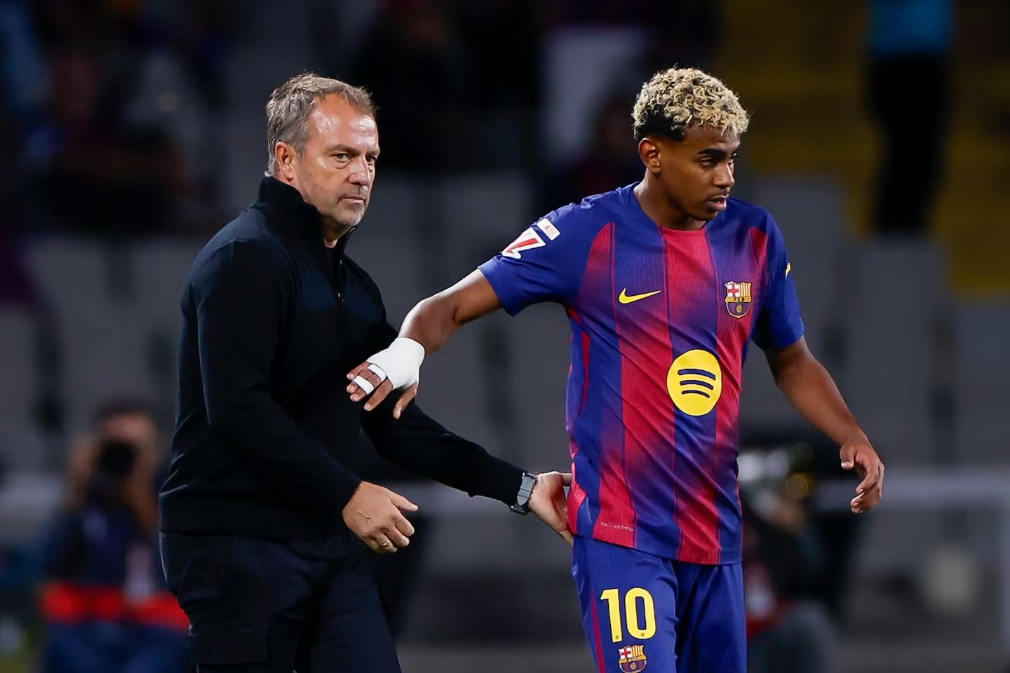 Lamine Yamal Telat di Pertemuan Tim Sebelum Laga Lawan PSG, Picu Konflik Hansi Flick dan Deco?