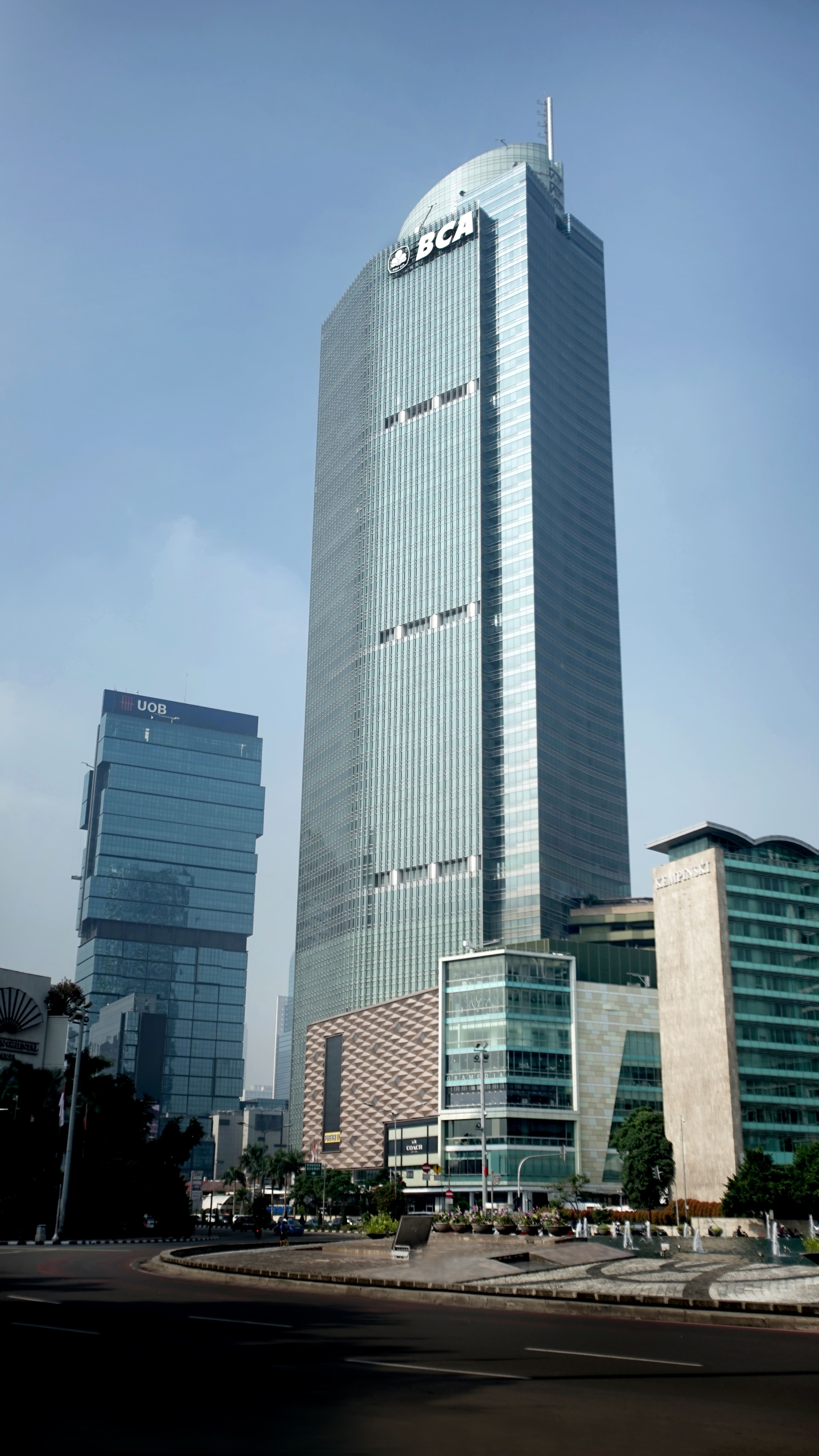 BCA Bersiap Buyback Saham, Maksimal Rp5 Triliun