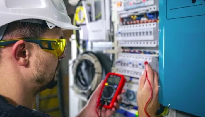 Tarif Listrik Subsidi 2025 Terbaru: Cek Harga per kWh dan Diskon Tambah Daya PLN!