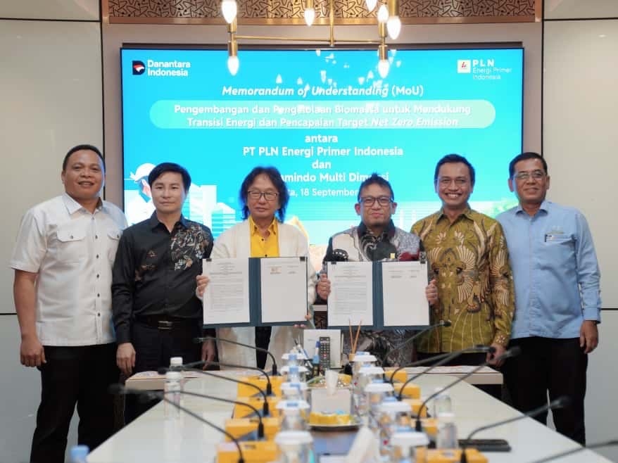 PLN EPI dan Farmindo Multi Dimensi Teken MoU Kelola Limbah Jadi Energi Bersih