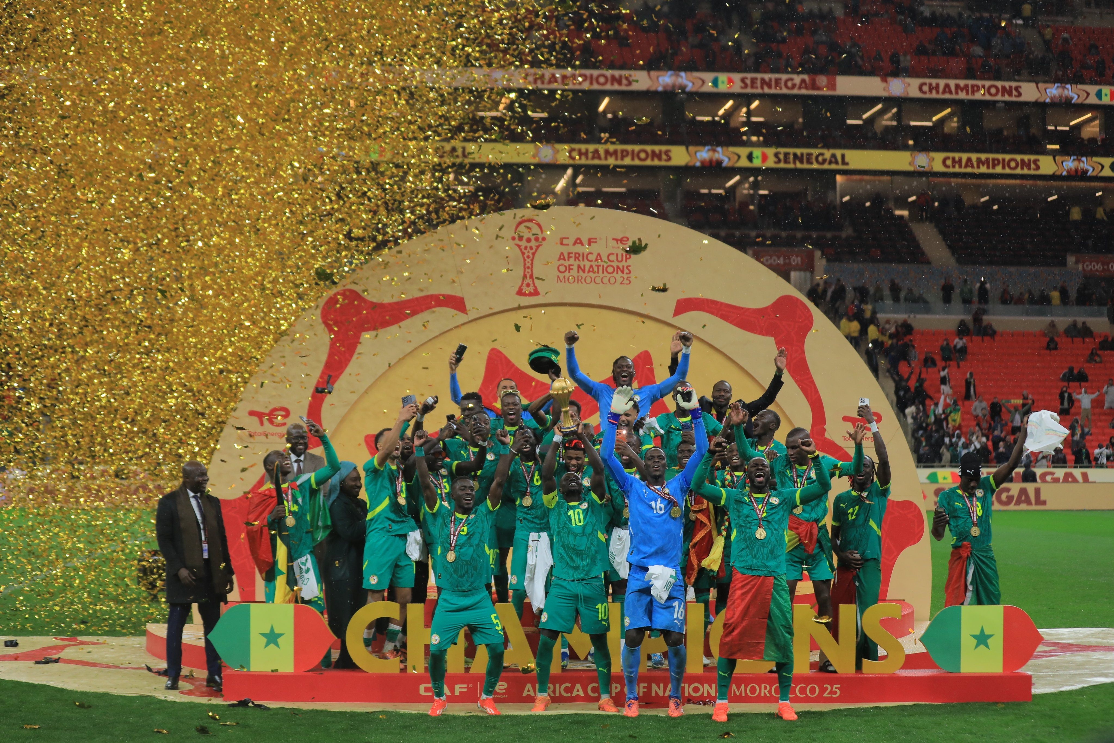 Diwarnai Aksi Walk-Out, Senegal Juara Piala Afrika dengan Kalahkan Tuan Rumah Maroko!
