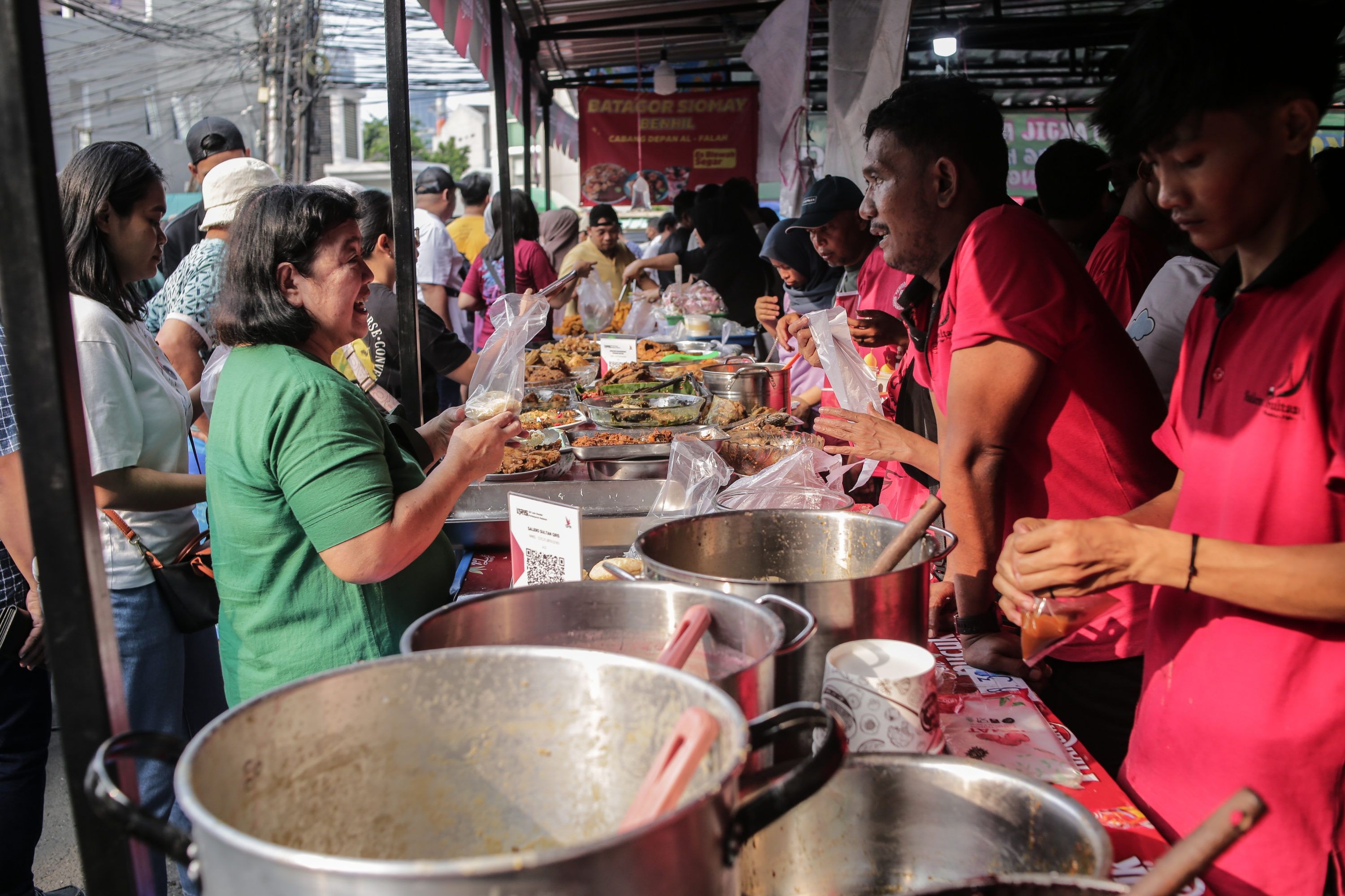 Satpol PP Akan Tertibkan Pedagang Takjil di Trotoar Jakarta, Ini Daftar Lokasinya 