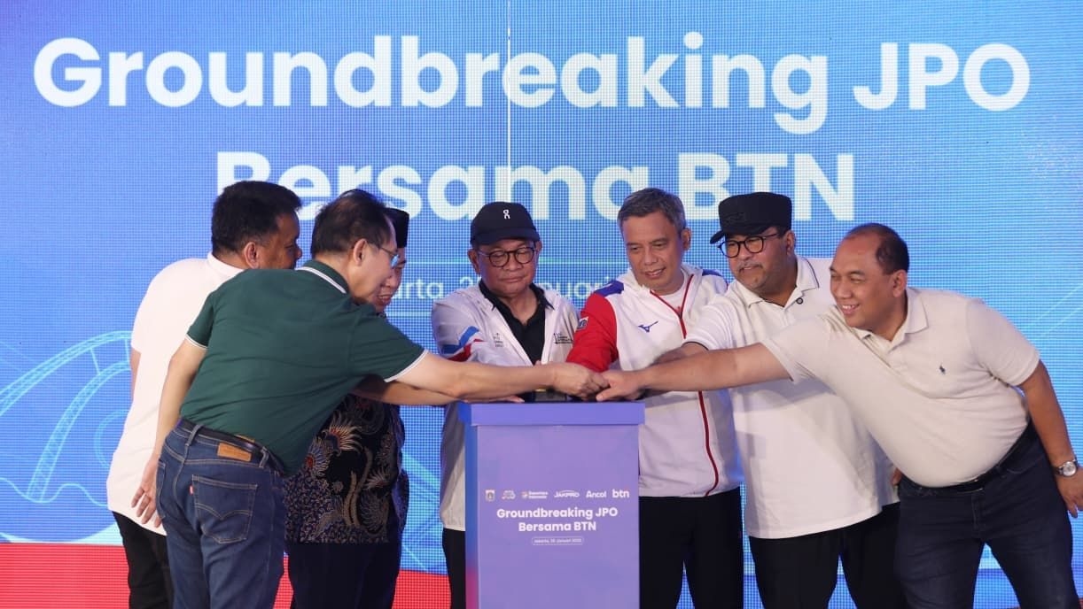 Pramono Resmikan Pembangunan JPO Penghubung JIS-Ancol, Diberi Nama 'JPO Bersama BTN'
