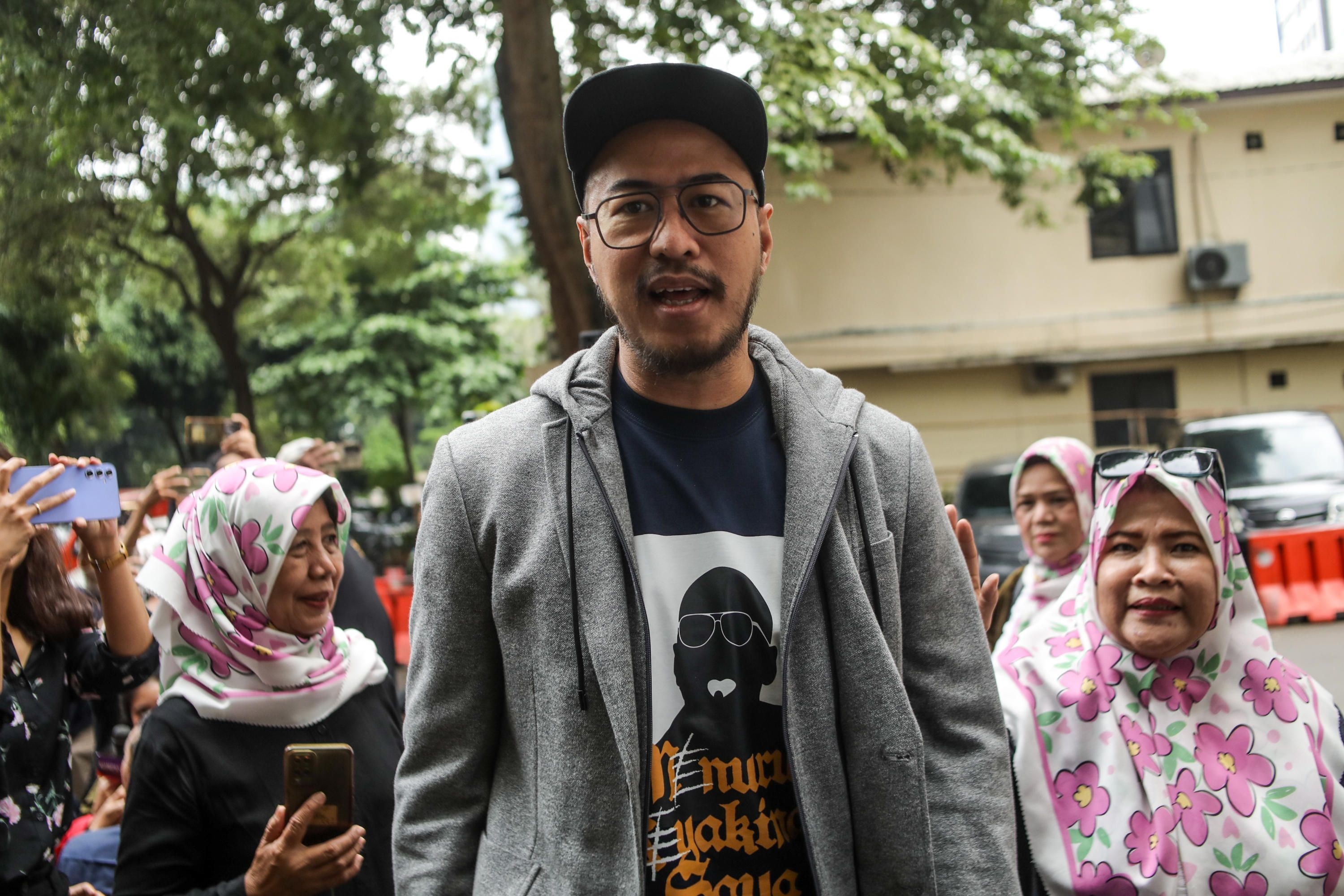 Sidang Adat Toraja Jadi Jalan Damai Polemik Materi Lawas Pandji Pragiwaksono