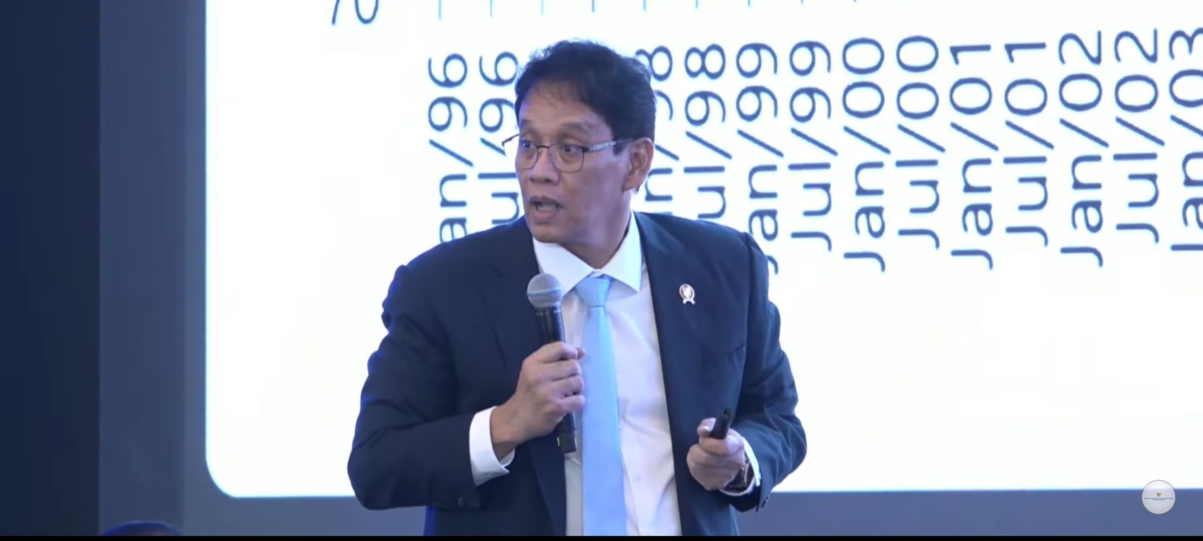 Menkeu Nilai Gugatan MBG Lemah, Putusan MK Ditunggu