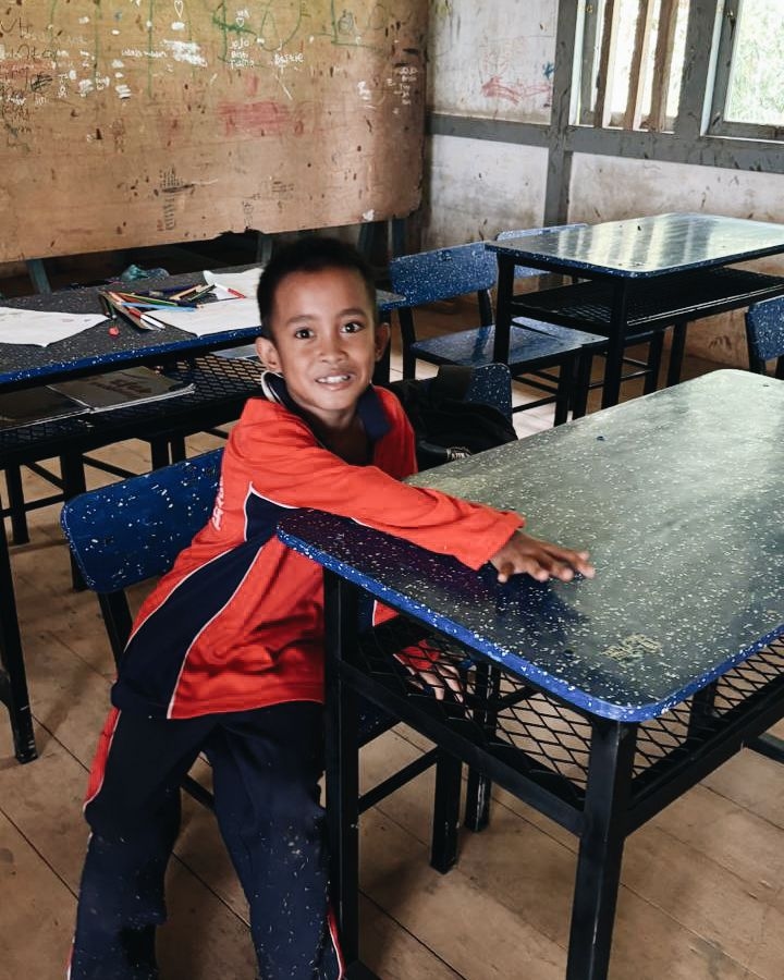 Cara Menghilangkan Noda Spidol Permanen di Meja Tanpa Merusak Permukaan