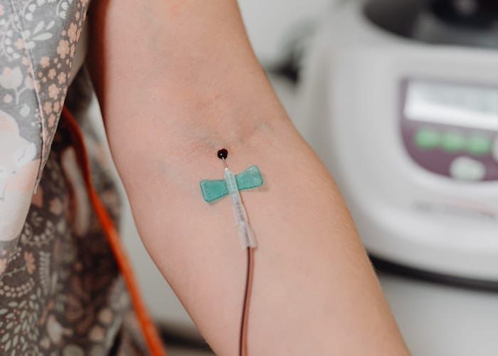 Apakah Transfusi Darah Membatalkan Puasa? Ini Penjelasannya dari Sisi Kesehatan dan Fikih