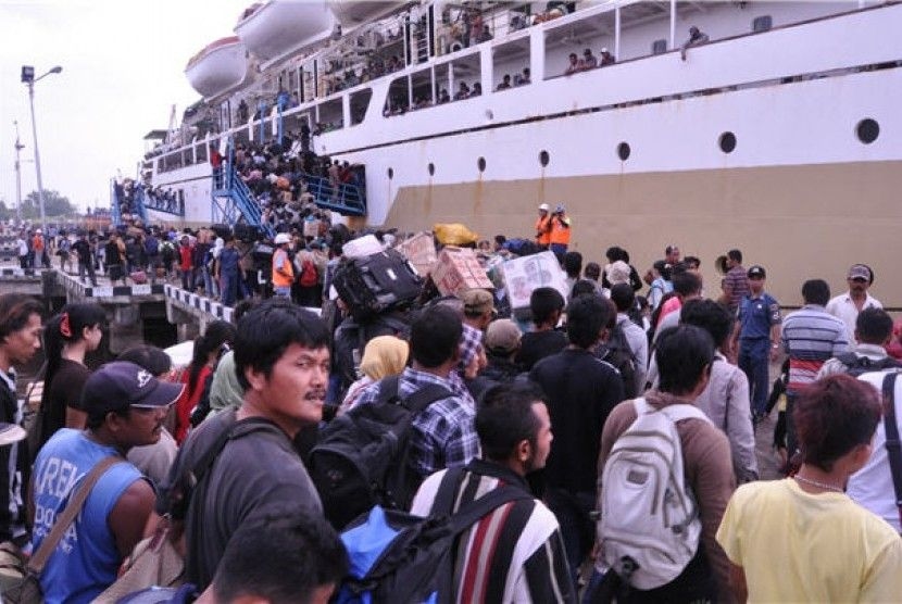 ASDP: Arus Balik Nataru Terkendali, Logistik Tetap Aktif