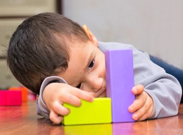 Cara Melatih Fokus Anak Autis agar Lebih Mudah Berkonsentrasi