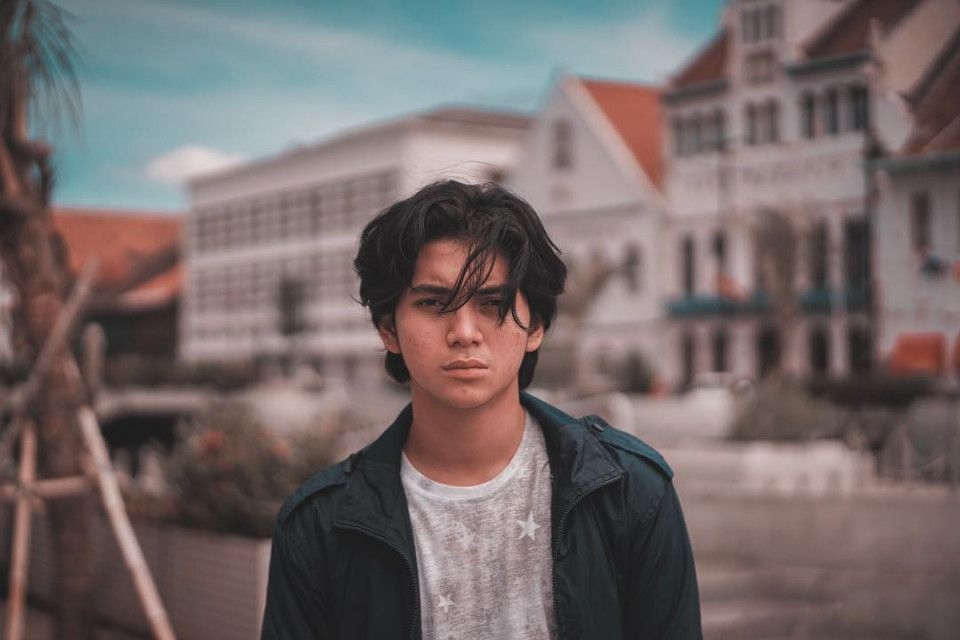 Ajil Ditto Punya Mimpi Jadi Sutradara, Langkah Pelan agar Karier Tetap Aman