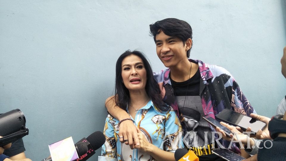 Devano, Putra Iis Dahlia, Buang Nama Danendra, Ini Alasannya!