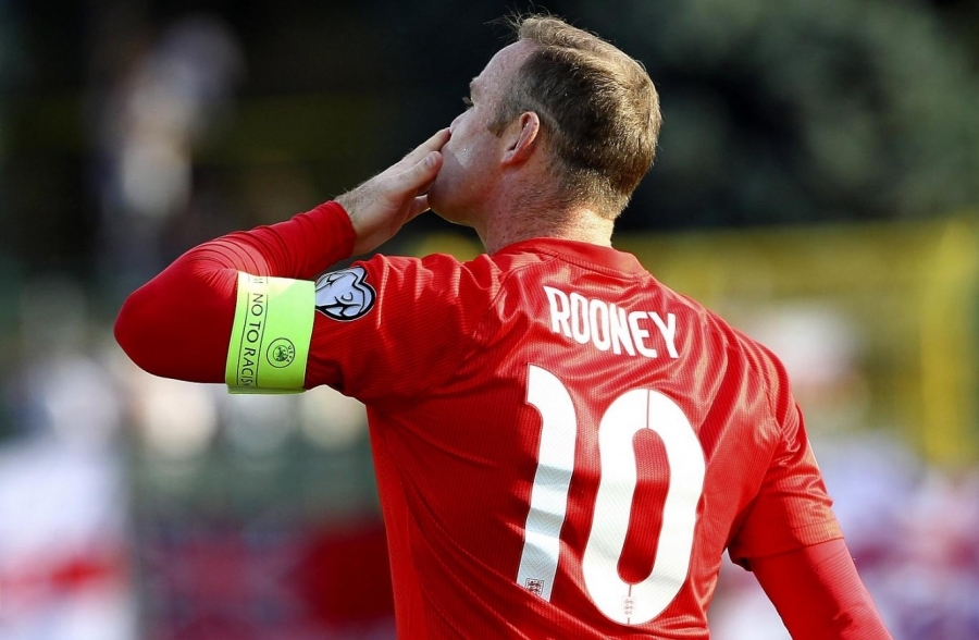 Wayne Rooney Samai Rekor Bobby Charlton di MU