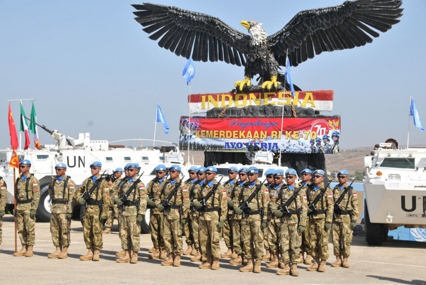 Pasukan Perdamaian Indonesia Shalat Id Bersama Imam Besar Lebanon