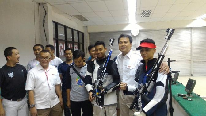 Azis Syamsudin Janjikan Bonus Medali Emas dari Dana Pribadi