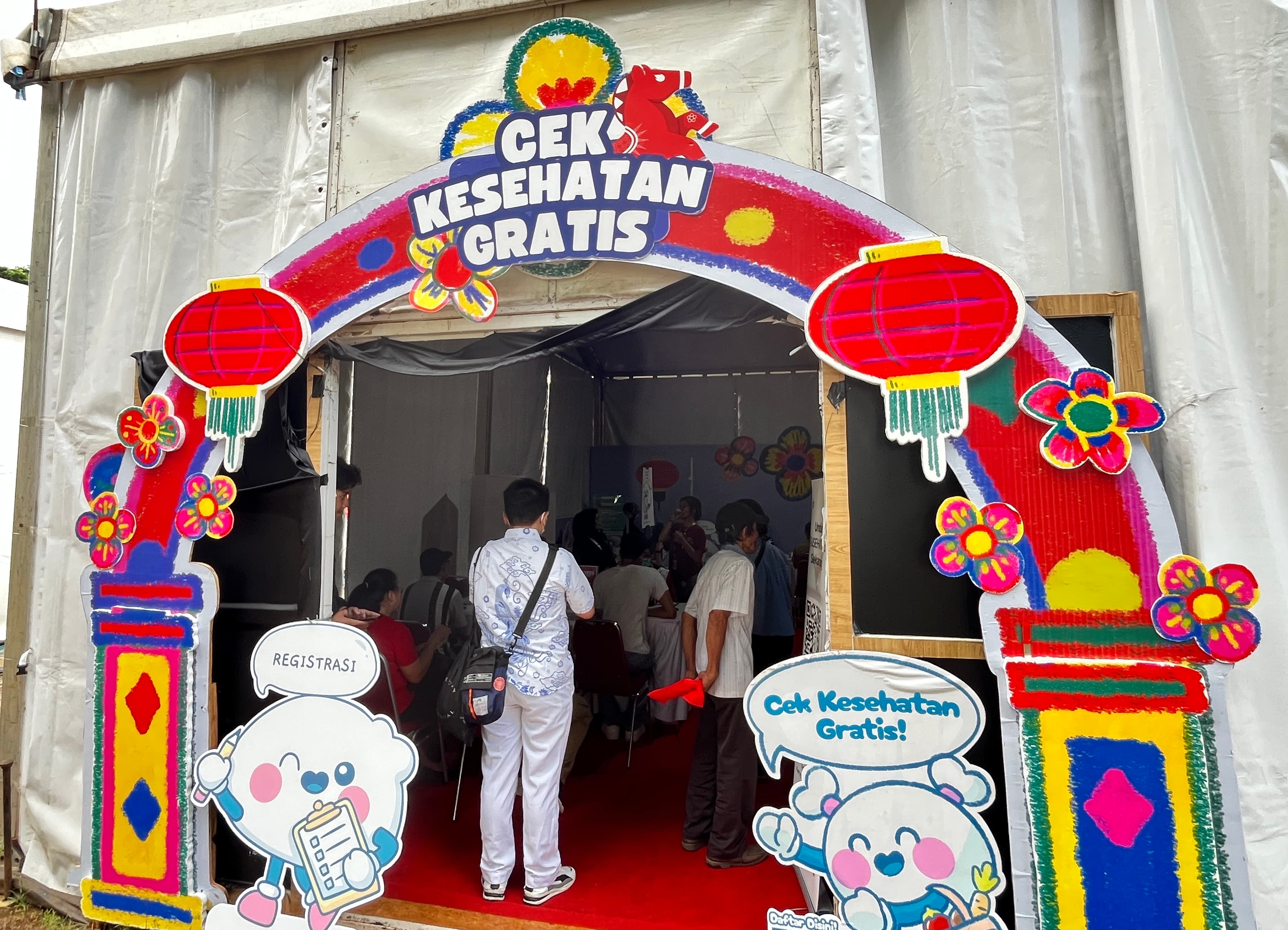 Cek Kesehatan Gratis Jadi Daya Tarik di Imlek Festival 2577 Lapangan Banteng