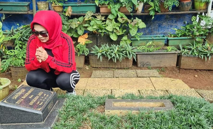 Jaga Amanah Terakhir Julia Perez, Raffi Ahmad Bantu Ibunda Mendiang Jupe