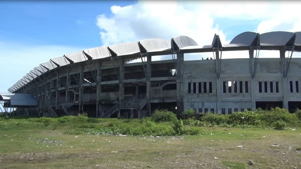 Penegak Hukum Harus Bergerak, Jangan Sampai Nasib Stadion Barombong seperti Wisma Atlet Hambalang