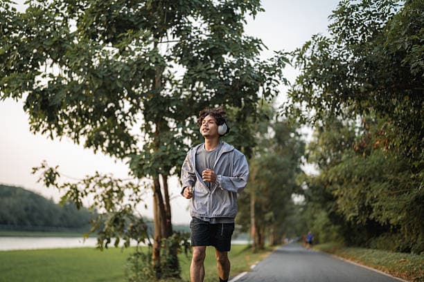 Apakah Jogging Bisa Mengecilkan Perut? Ini Penjelasan dan Cara Melakukannya