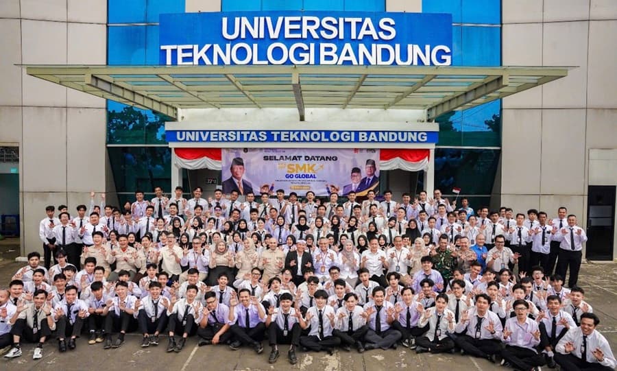 UTB Jadi Lokasi Kick Off SMK Go Global Jawa Barat, Perkuat Kesiapan Talenta Menuju Pasar Kerja Global