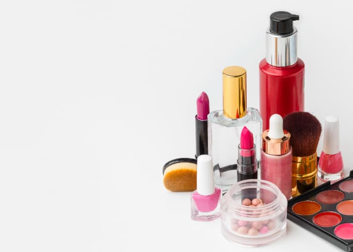 Apa Benar Kosmetik Lokal Sulit Masuk Mal Besar?