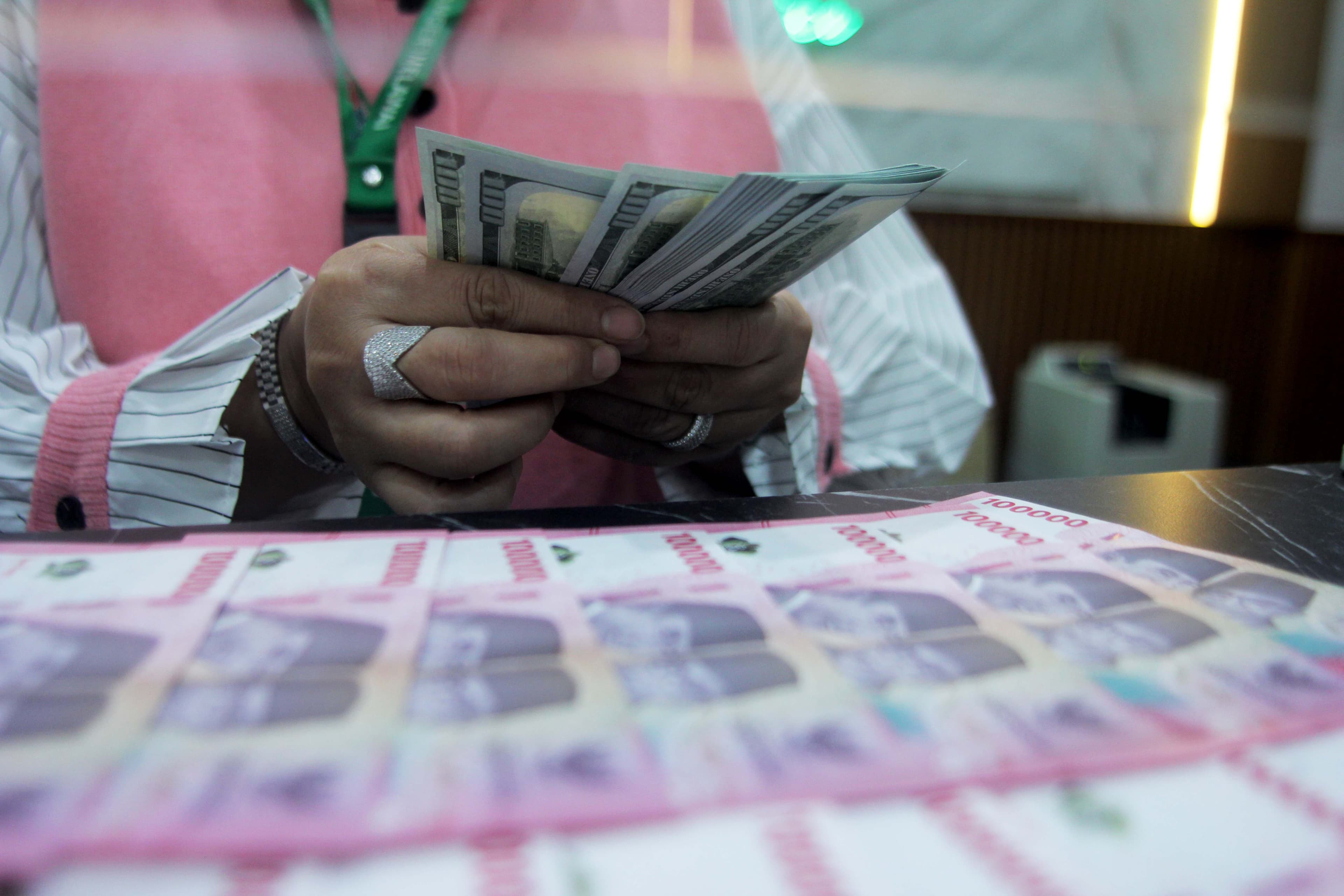 Dana Asing Rp10,49 Triliun Kabur dari RI, Mayoritas SRBI