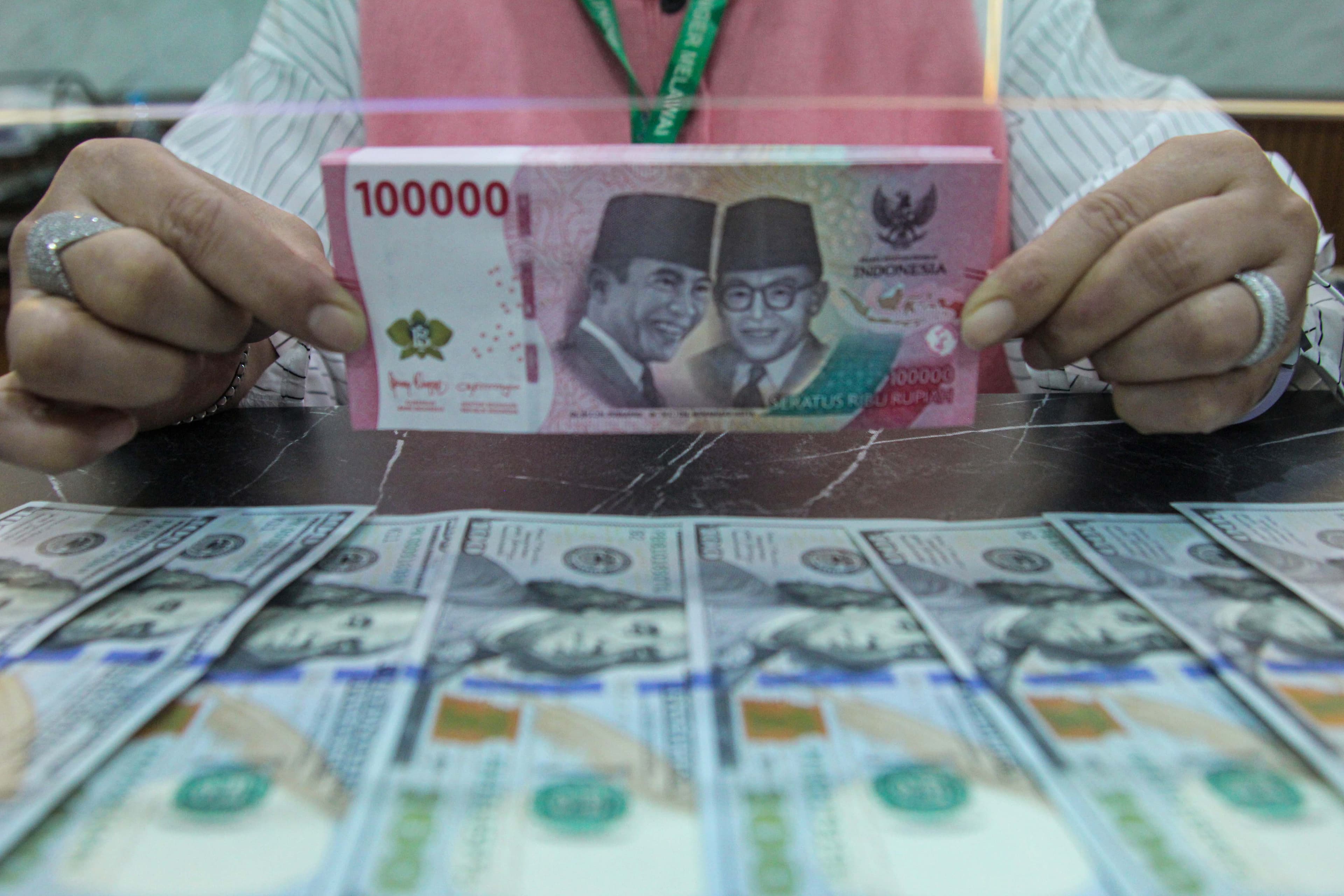 Rupiah Menguat 3 Hari Beruntun, Naik 30 Poin ke Rp16.634,5