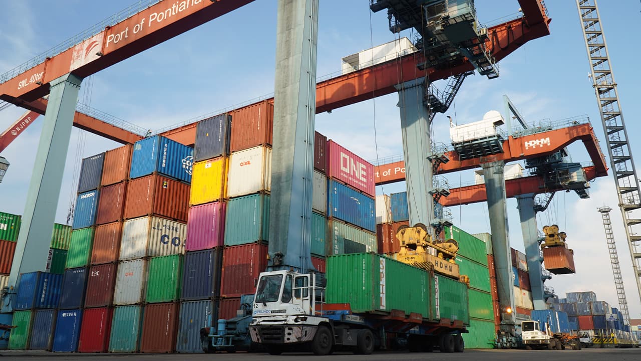 IPC Terminal Petikemas Catat Peningkatan Arus 1.086.766 TEUs pada April 2025