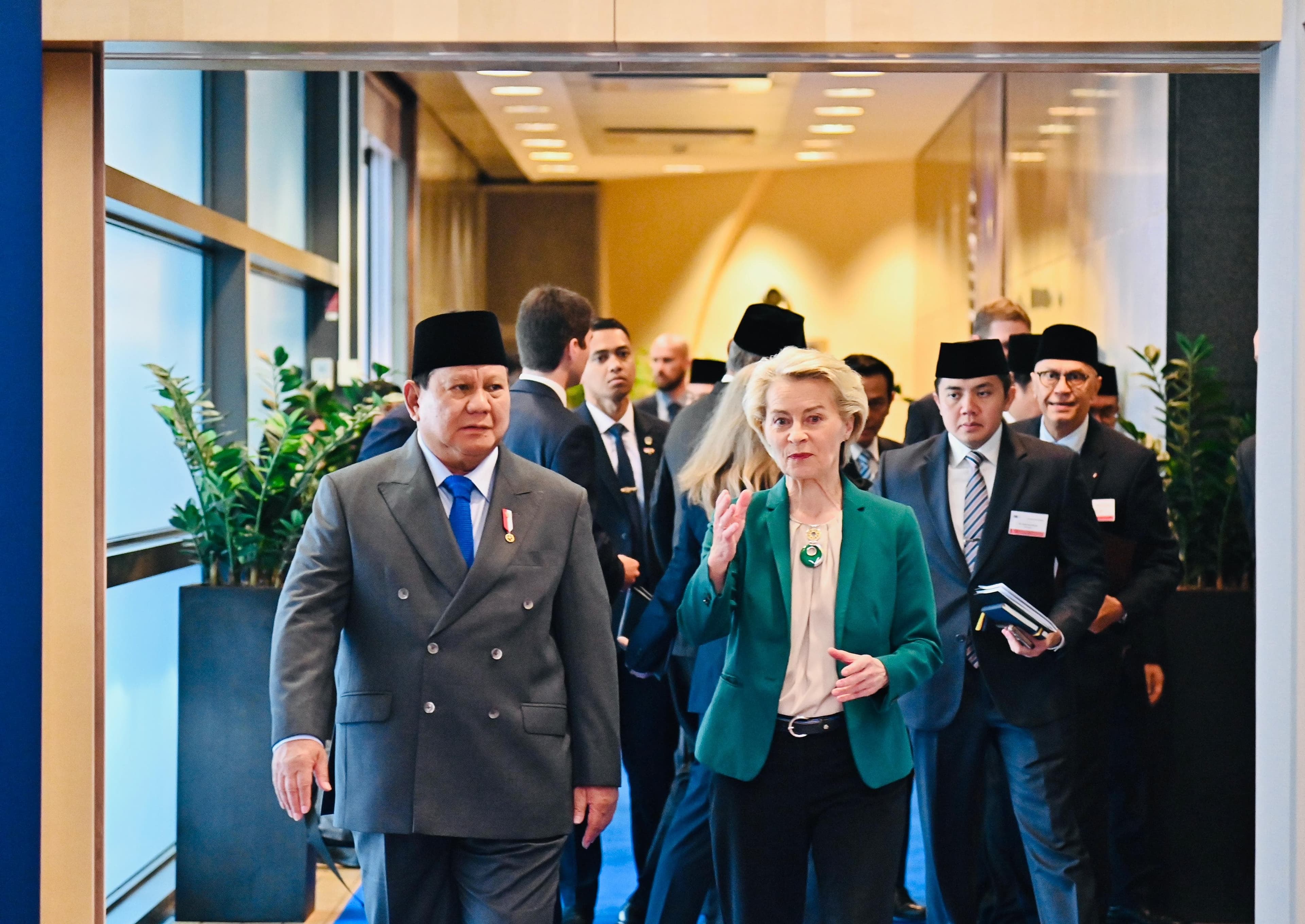 Diplomasi Prabowo Berbuah Manis, WNI Kini Mudah Dapat Visa Multi-Entry ke Eropa