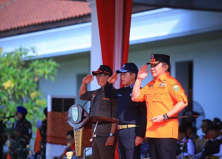 Pimpin Apel dan Simulasi Penanggulangan Karhutla, Menteri LHK Puji Upaya Pemprov Sumsel Tekan Karhutla 2025