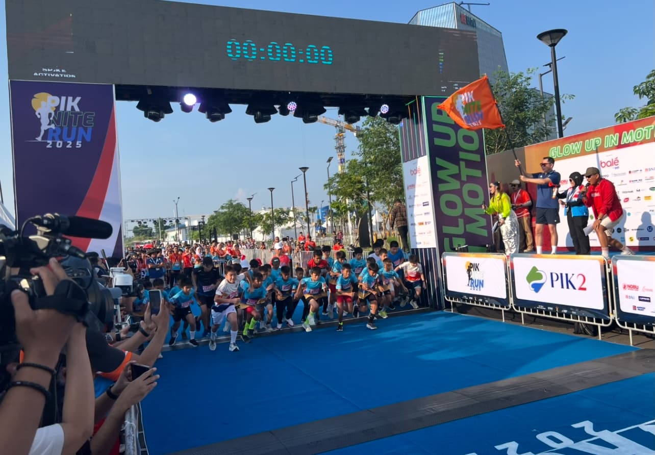 Little Heroes Sprint Buka Keseruan PIK Nite Run 2025