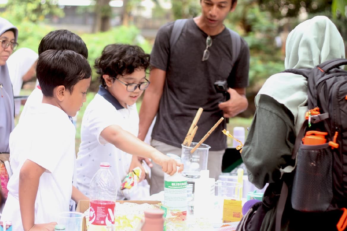 Indonesia Mengajar Gelar Olimpiade Genomik Indonesia 2025
