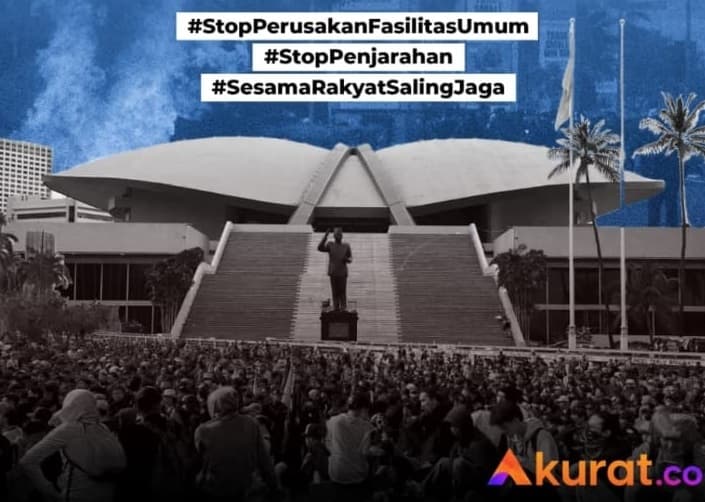 Bentrokan Kembali Pecah di Perempatan Senen, Listrik Dipadamkan