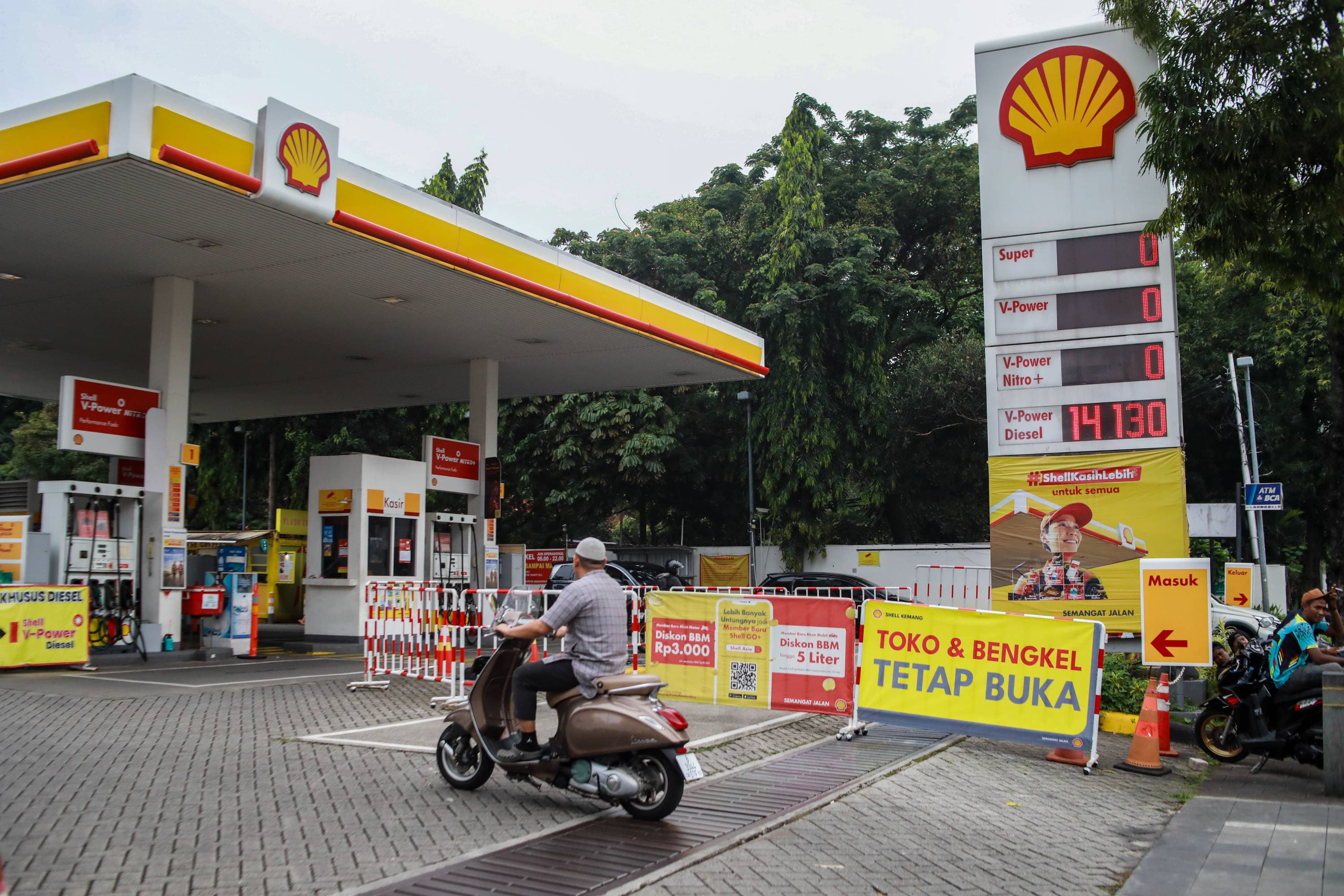 Presiden Diminta Evaluasi Kebijakan Pembelian BBM Oleh SPBU Swasta