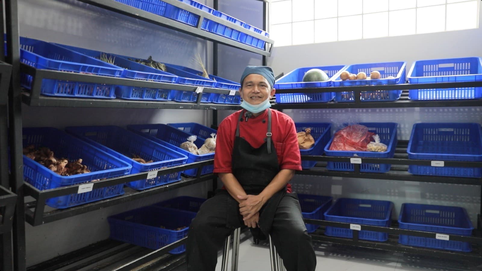 Cerita Pekerja Dapur MBG Babakan Madang: Hidup Lebih Baik, Harap Program Terus Jalan