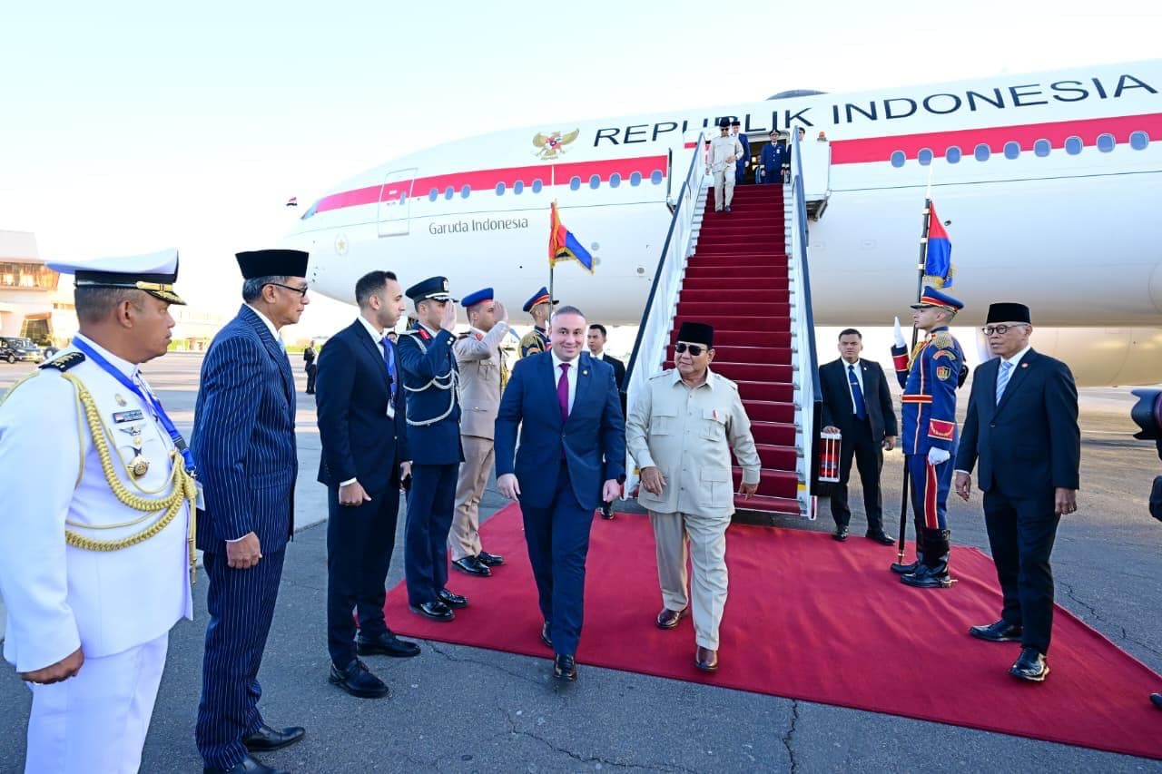 Presiden Prabowo Tiba di Mesir, Siap Bahas Perdamaian Gaza Bareng Donald Trump dan Sekjen PBB