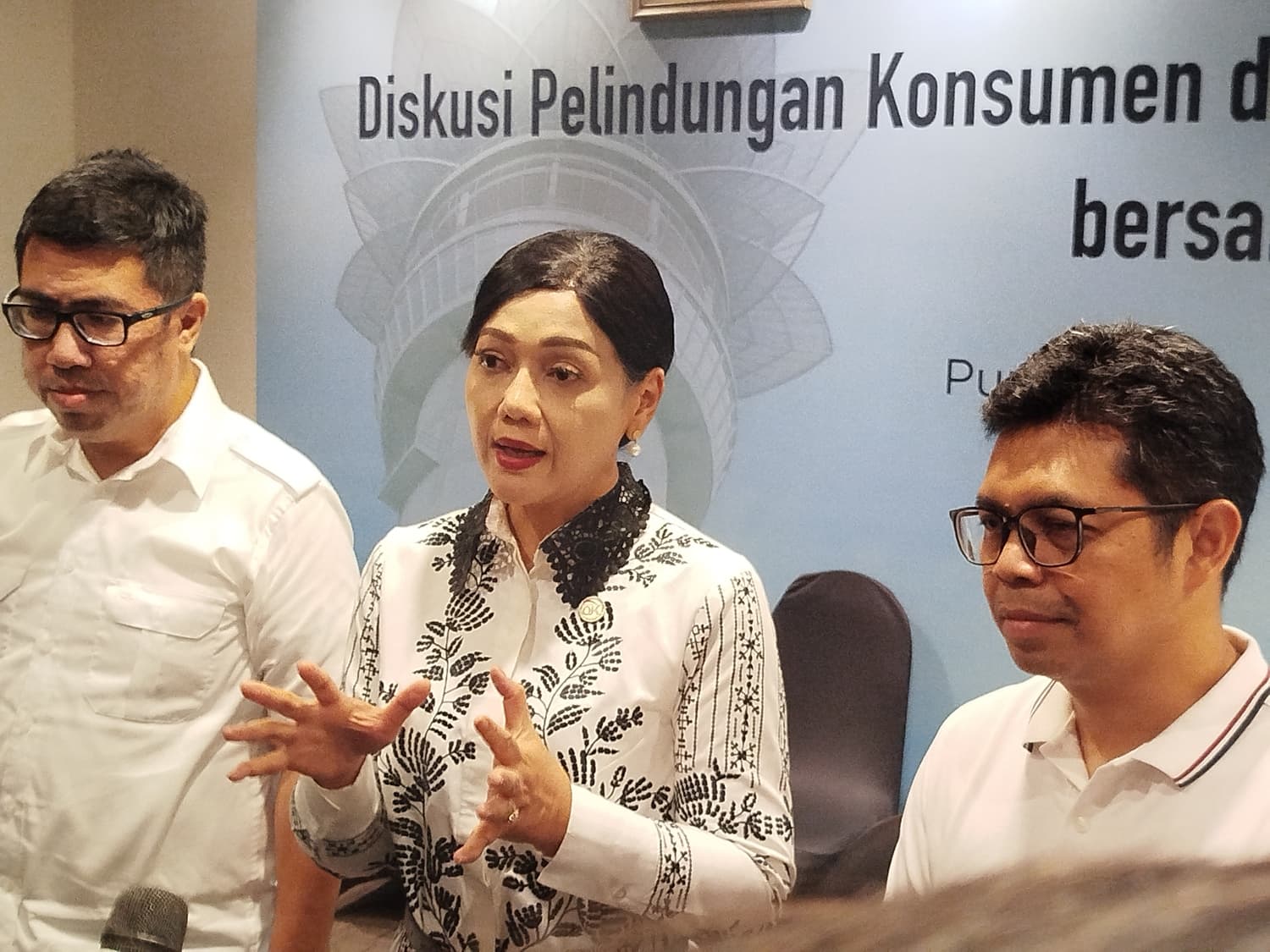 OJK Dorong Literasi Keuangan Pelajar, Cegah Terjebak Pinjol Ilegal
